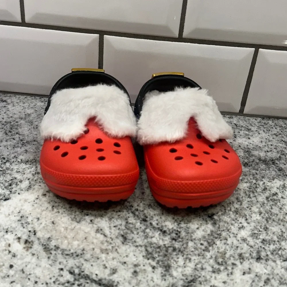 CROCS classic clog